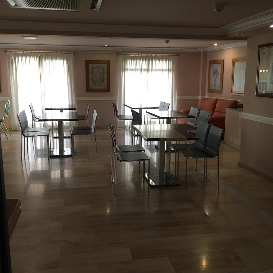 Hotel Avenida Леганес Екстер'єр фото